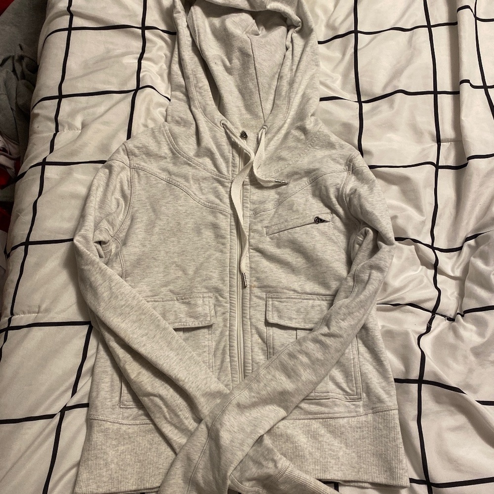 Lululemon Scuba